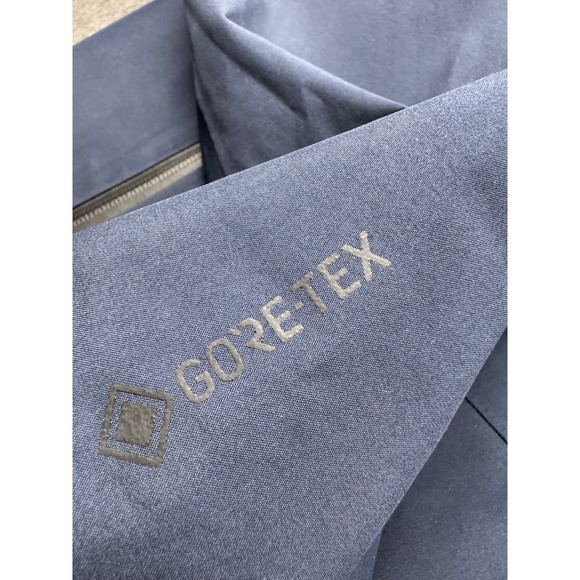 SITKA Gear Men's GORE-TEX Waterproof Hunting Rain Jacket Navy Blue - Picture 5 of 8